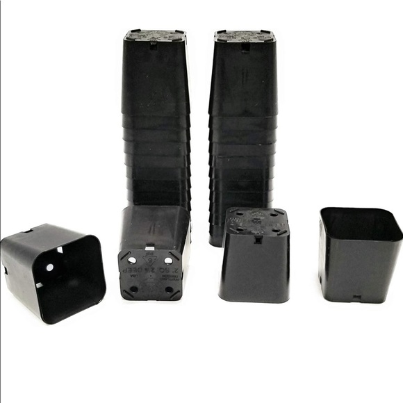Bundle Of A Dozen 2in Plastic Planters/Pots- Black - Picture 1 of 1